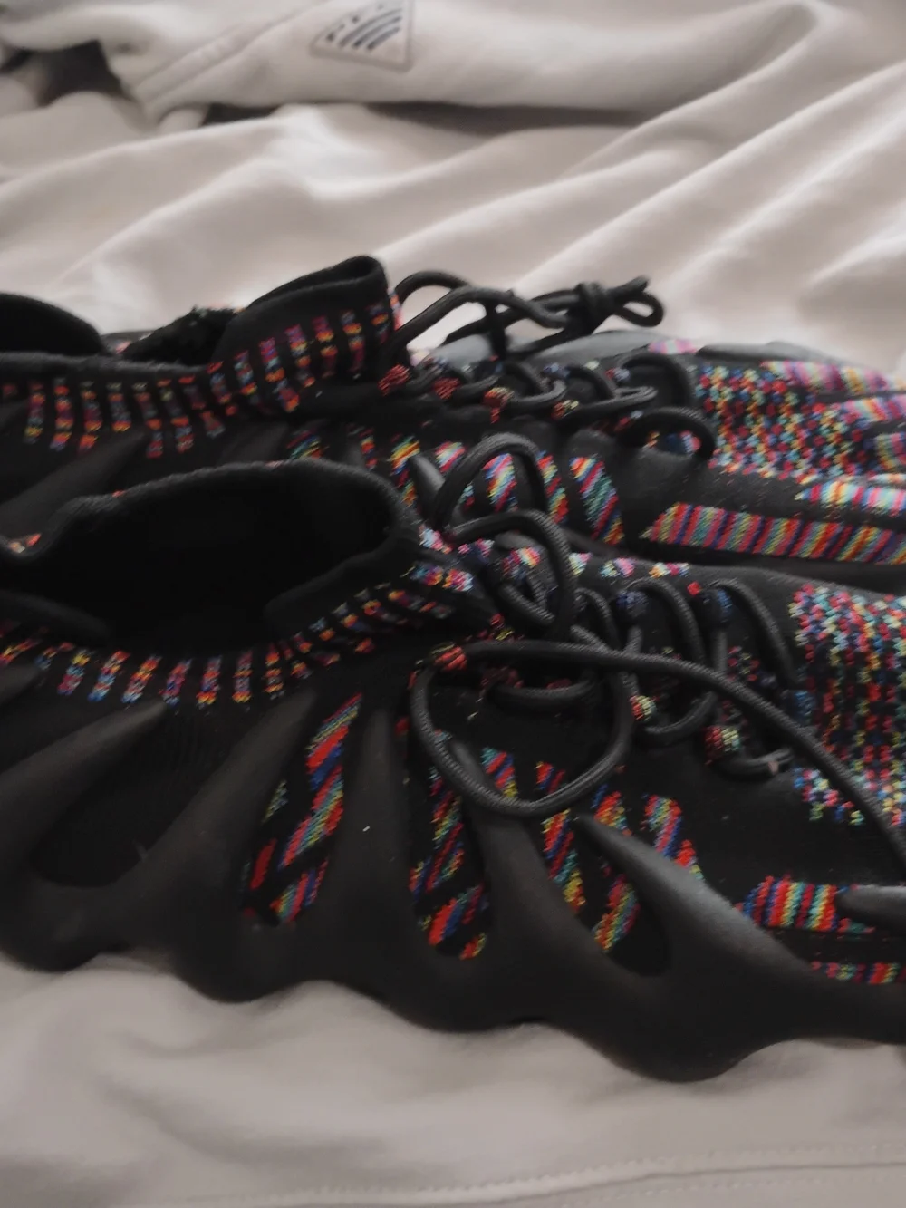 Men's Black Knit Lace-Up Sneakers with Multicolor Pattern  Size 14